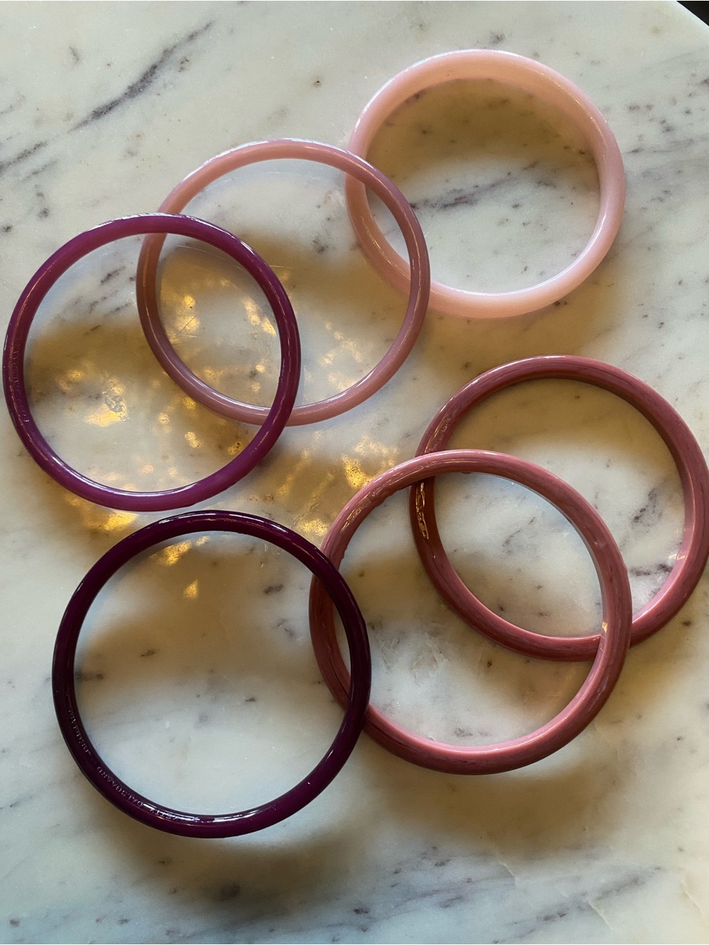 Set of Pink and Plum Resin Bangle Bracelets - Women Accessories